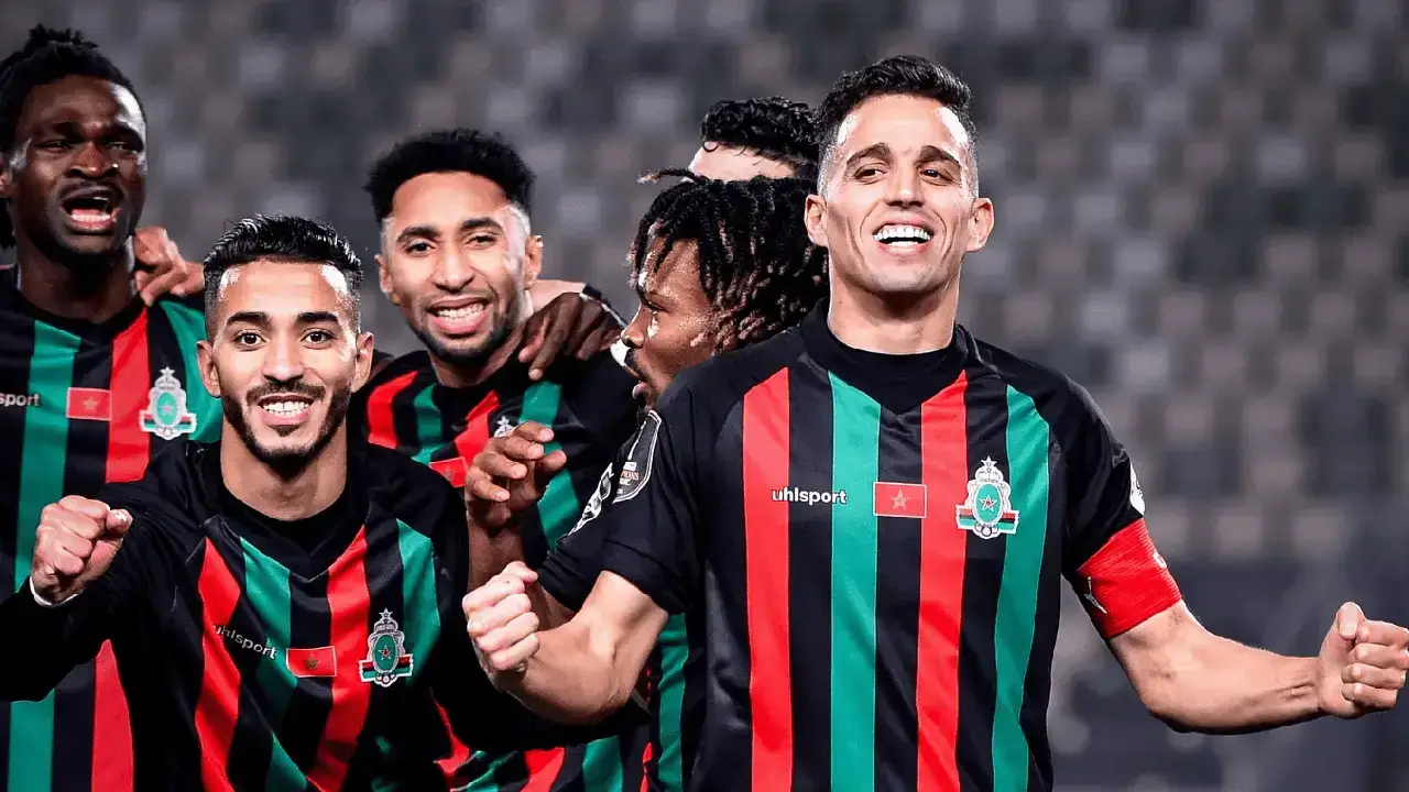 صراع مرتقب على نجم الجيش الملكي.. الأهلي المصري يدخل بقوة لضمه خلال الصيف القادم